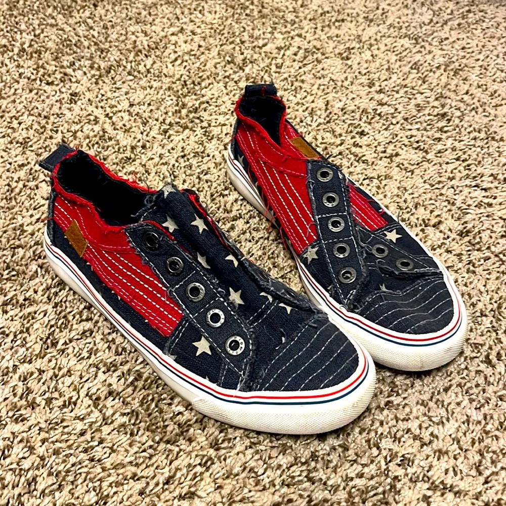 Women’s shoes size 7-7.5
